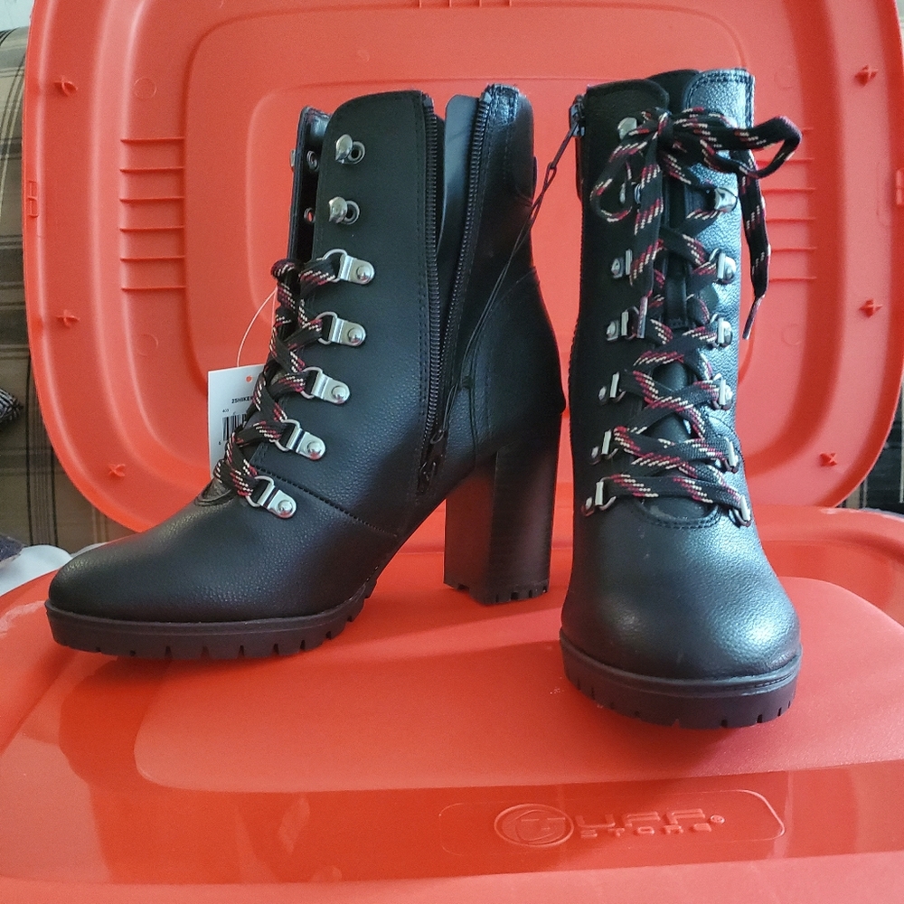 Heeled hikers